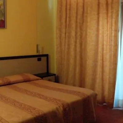 Hotel Carignano Lucca 4*,